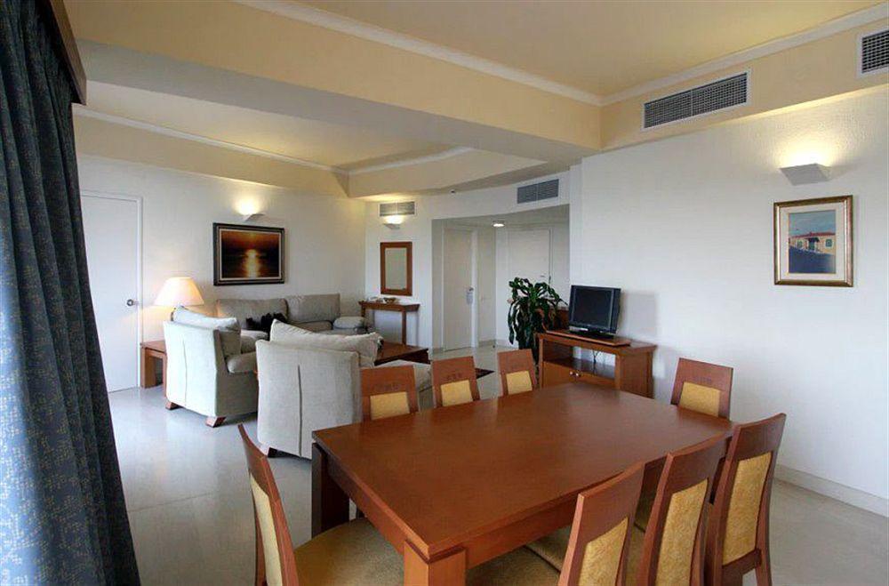 Aks Hinitsa Bay 4*