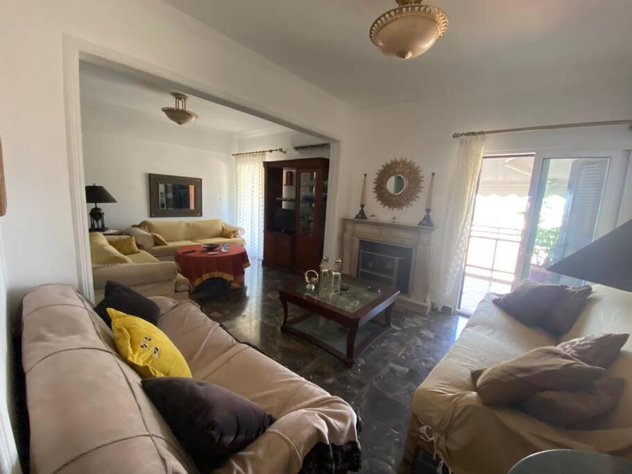 Apartment Bev - And Sea Views Penthouse Corfu (city)