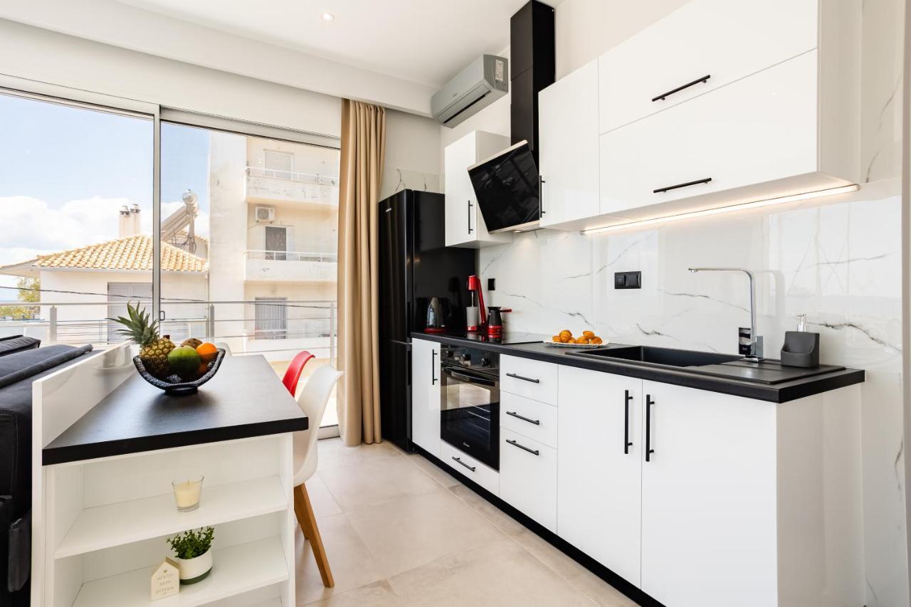 Yin & Yang Studio, Marina Hideout In Apartment *