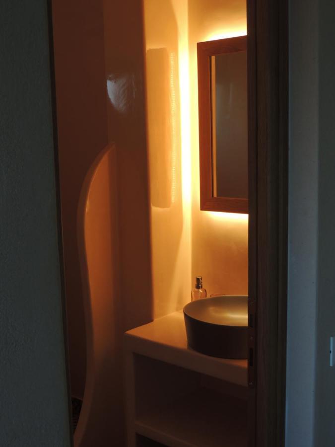 Apaggio Santorini * Vourvoulos