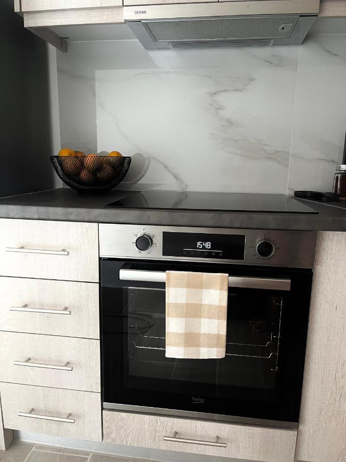 Elaionas 3 Apartment Riglia