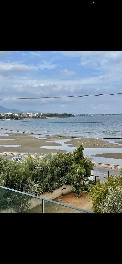 Sea View Apartment *
