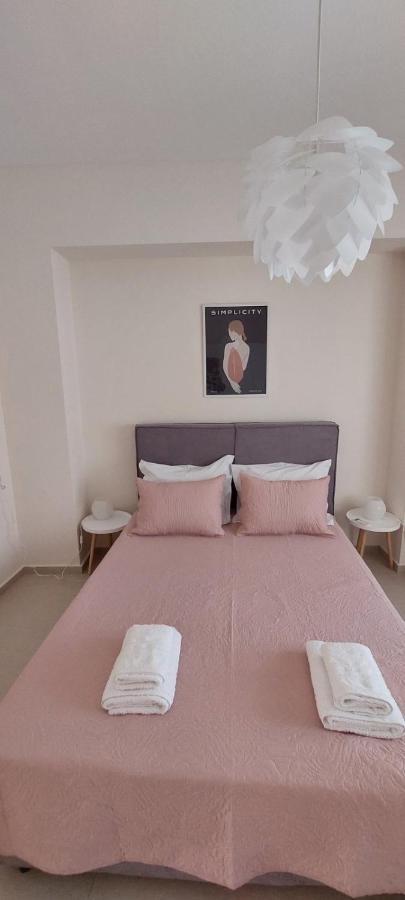 Cristina's Place * Heraklion (Crete)