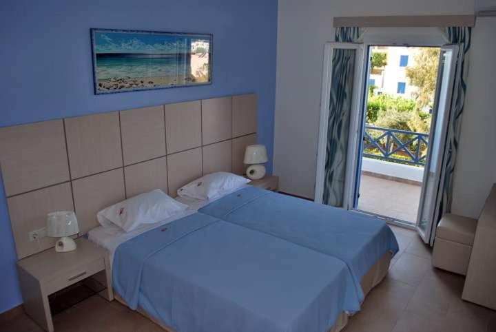 Aparthotel Thealos *