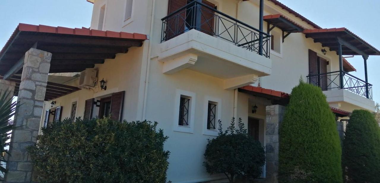 Cozy Apollon Villa, Sea View, Next To Galaxidi *