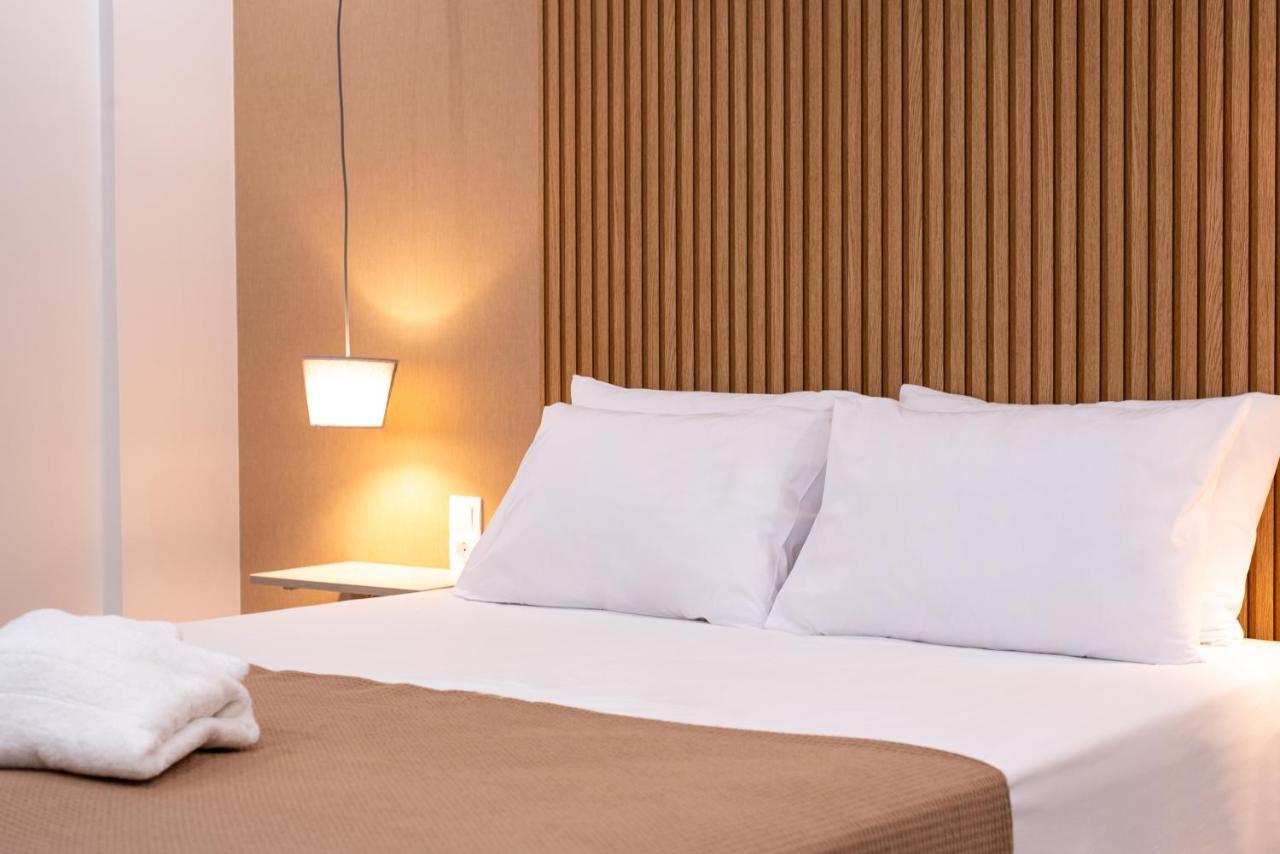 Hotel Airscape Free Shuttle From Athen's Airport *