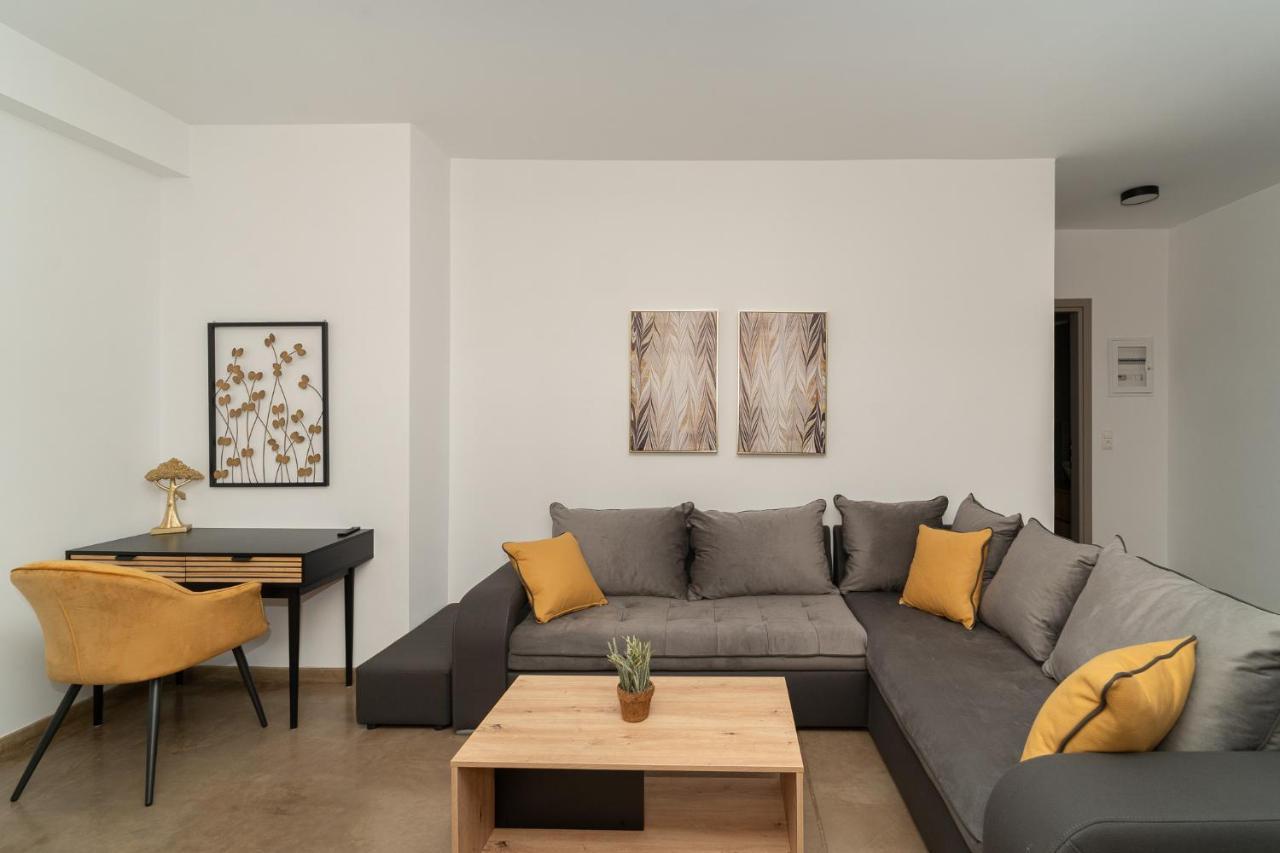 Lithos Hotel *