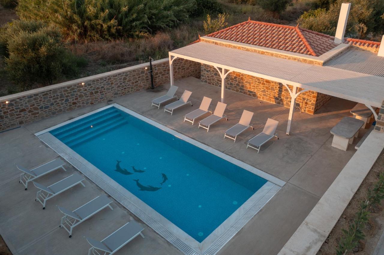 Lithos Hotel *