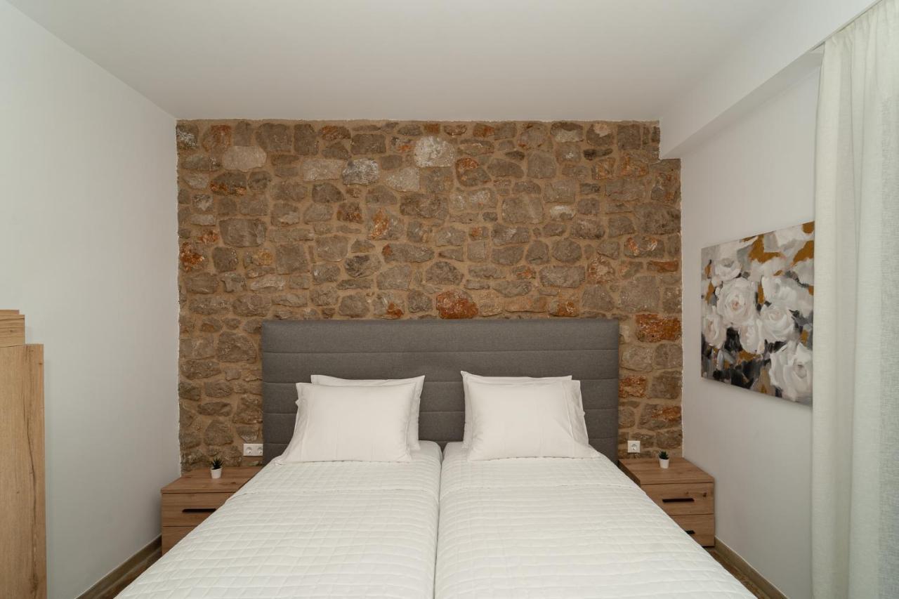 Lithos Hotel