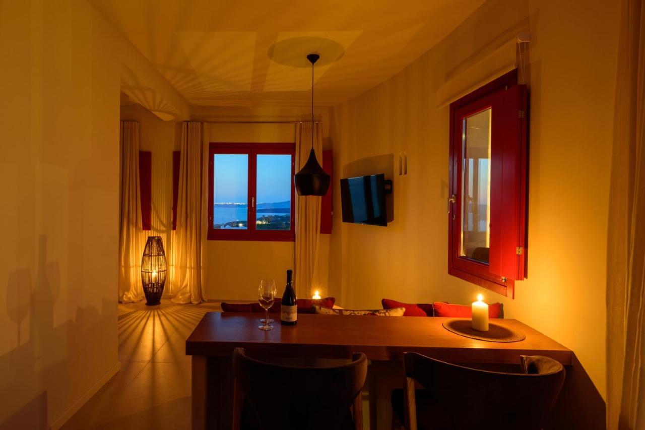 11:11 By Potnia Hotel Akrotiri (Santorini)