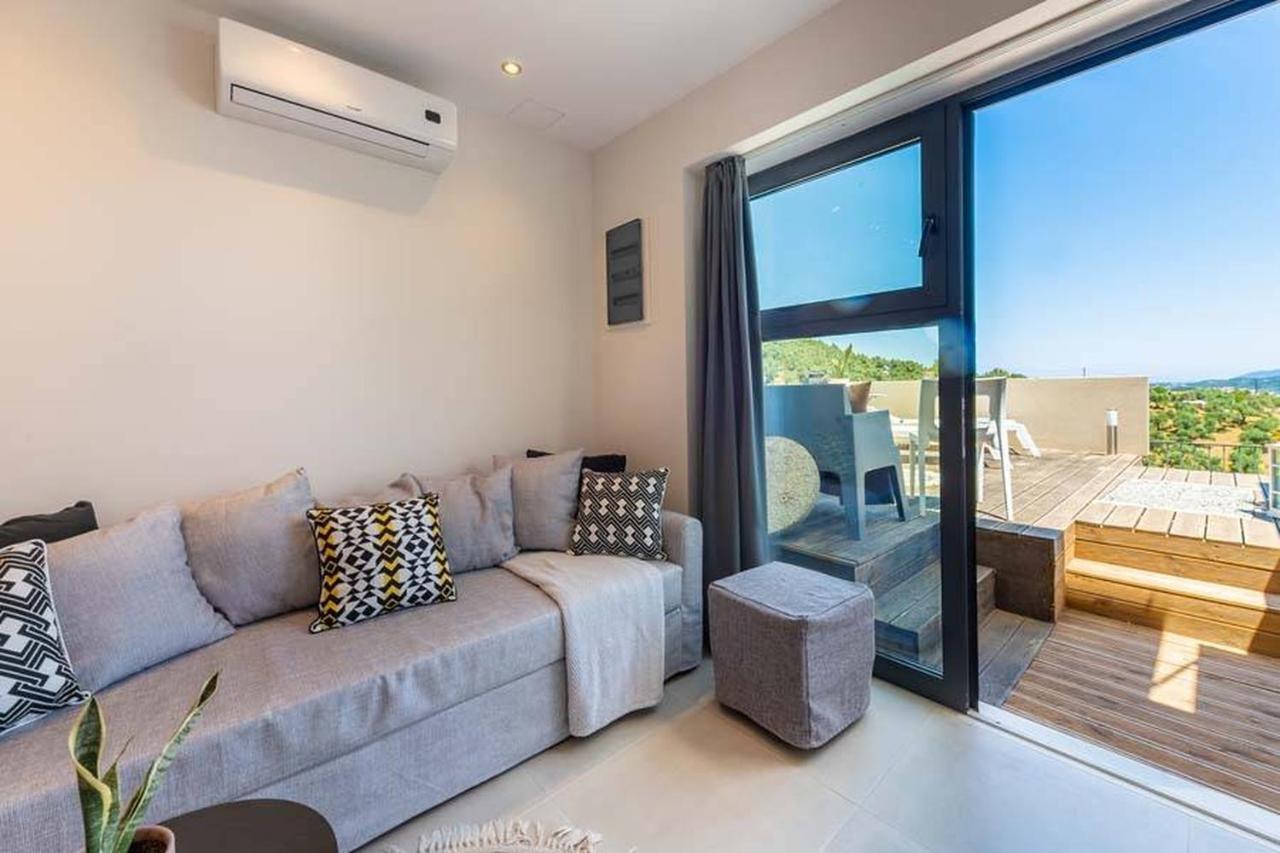 Apartment 2br White Gea With Private Pool No01