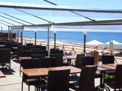 Aparthotel Pebble Plomari