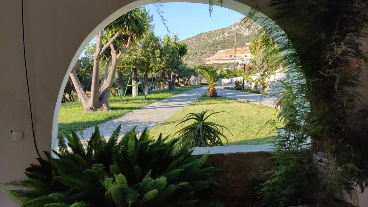 Antika 6 Guest house Tolo