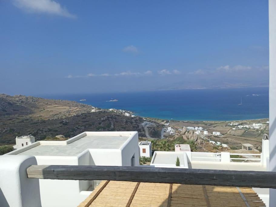 Theros Villa