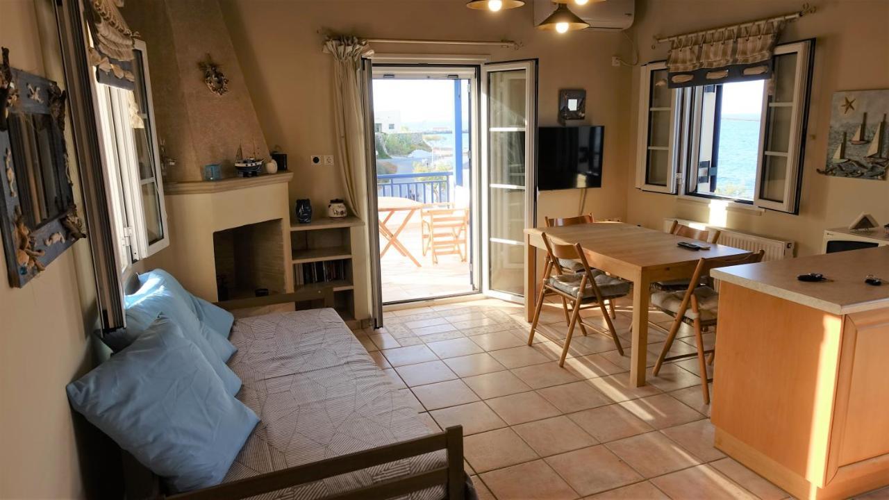 Apartment Sea Urchin Neos Kosmos *