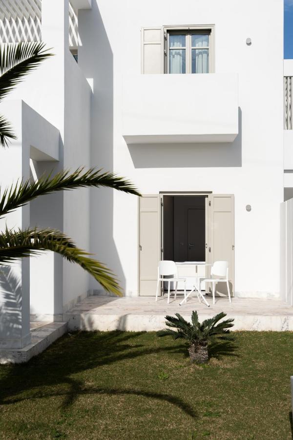 Tzanis Skyros