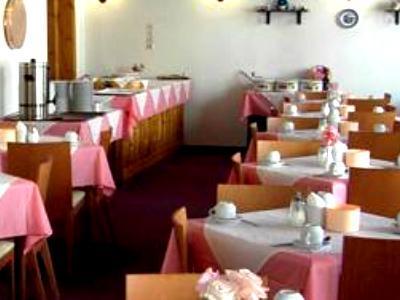 Venus Hotel 2*