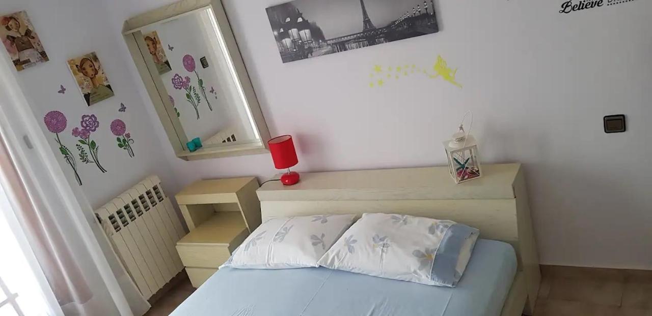 A Beautiful Sea-side Penthouse * Almiropotamos