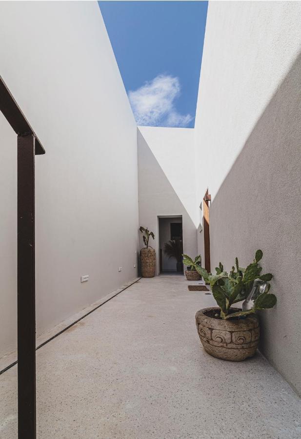 Amethyst Selene Couple's Hideaway Hotel Palairos