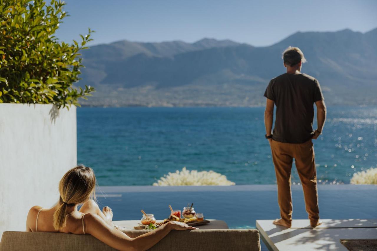 Hotel Amethyst Selene Couple's Hideaway