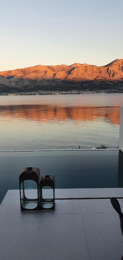 Amethyst Selene Couple's Hideaway Hotel