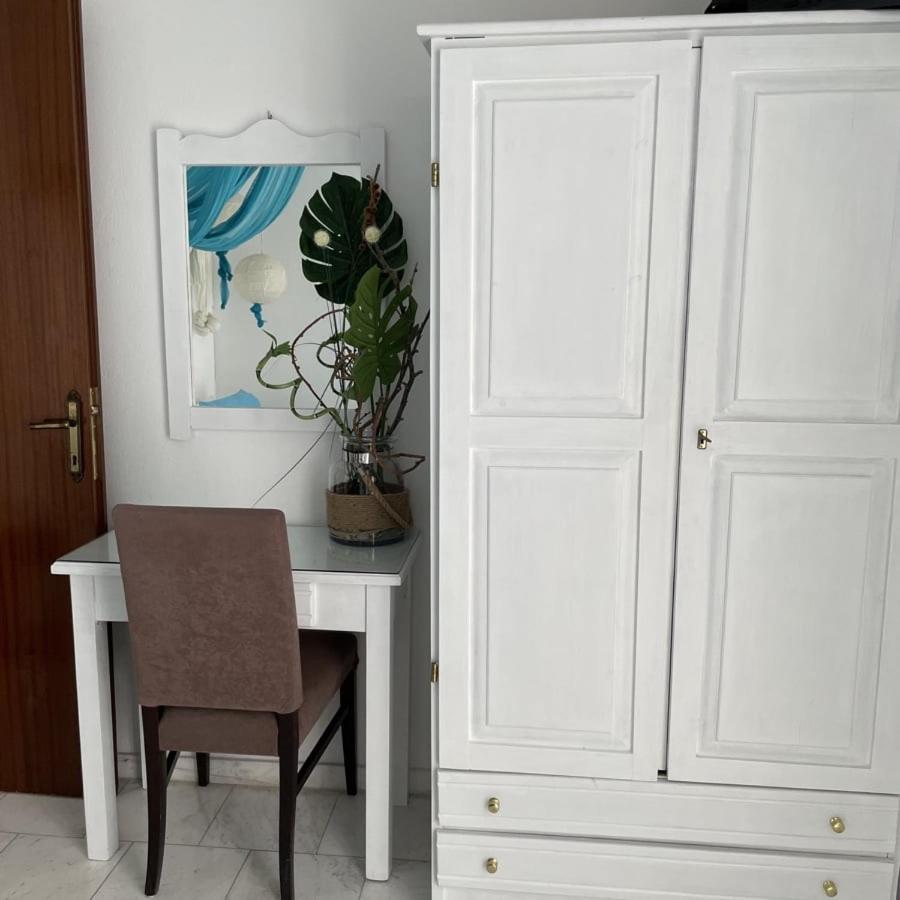 La Mira House Aparthotel