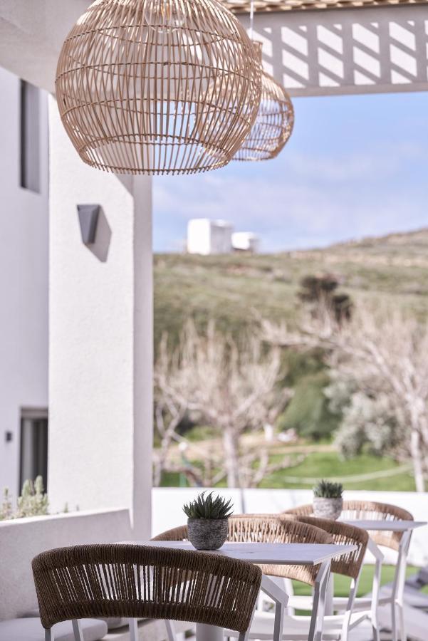 Isida Andros Hotel *