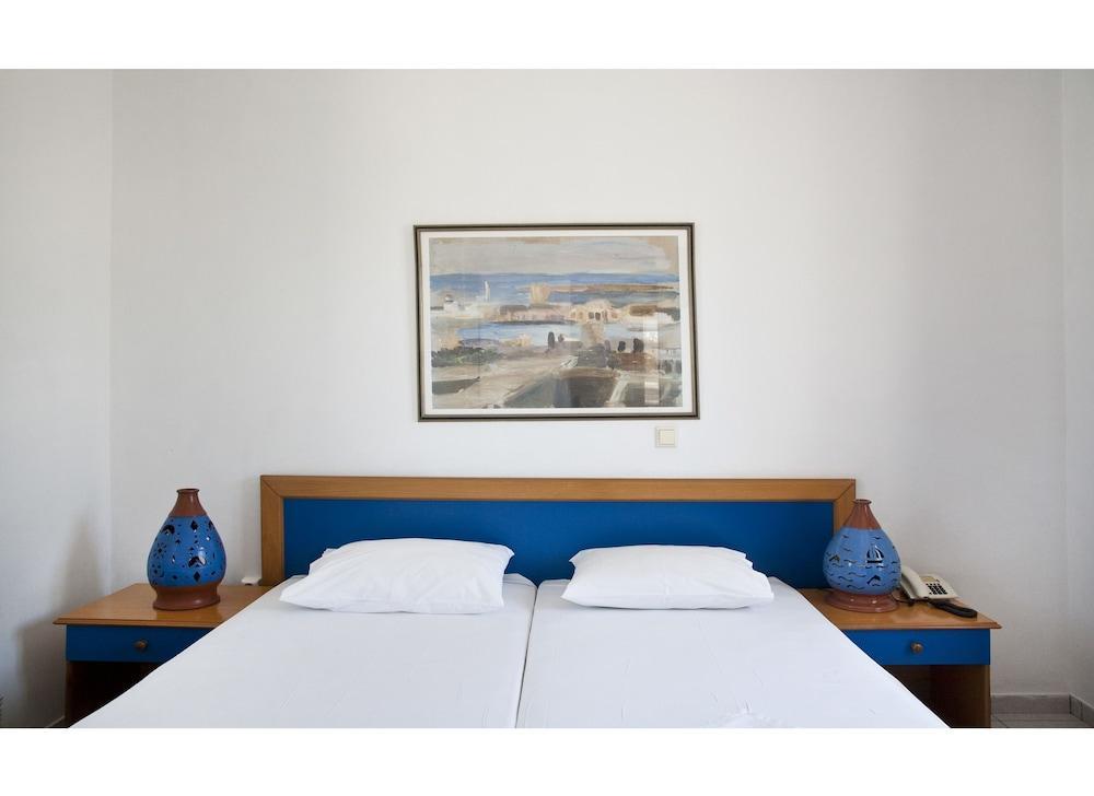 Smaragdi Hotel