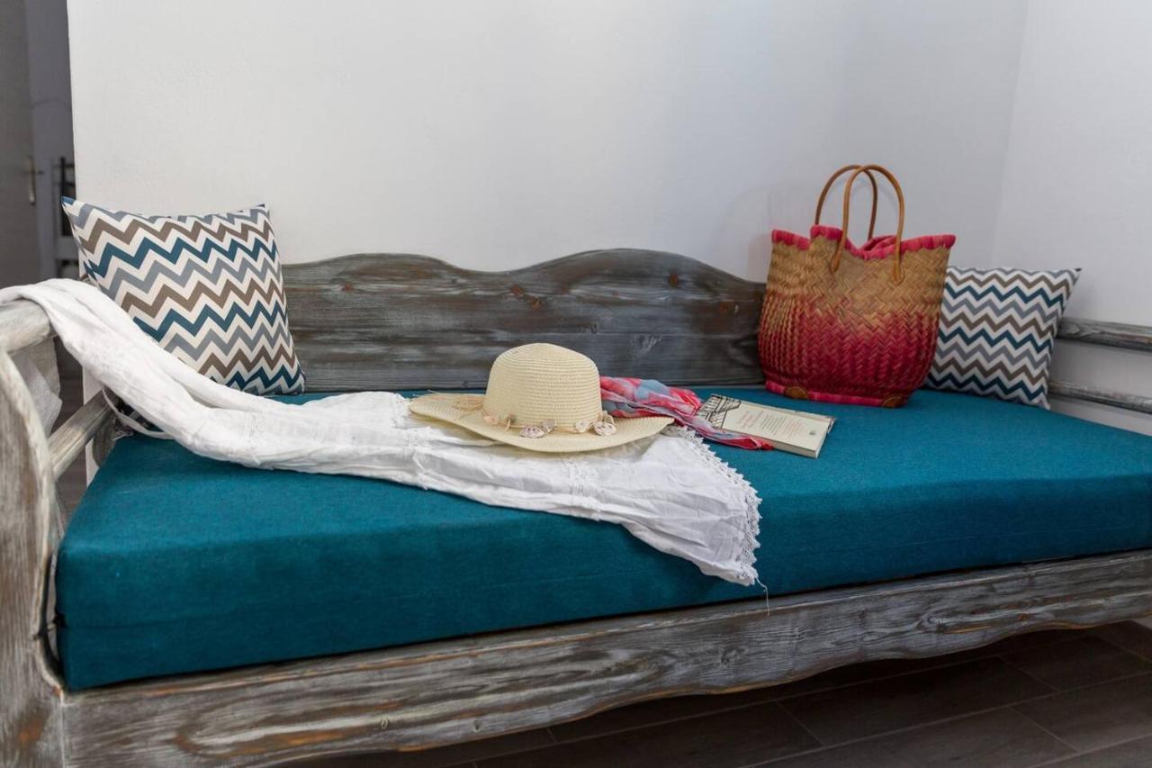 Santorita Suites Hotel *