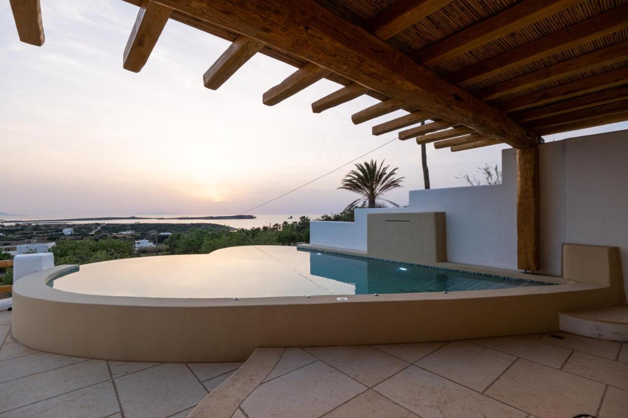 Utopia Suites By Anna Platanou Hotel Agia Irini (Paros)