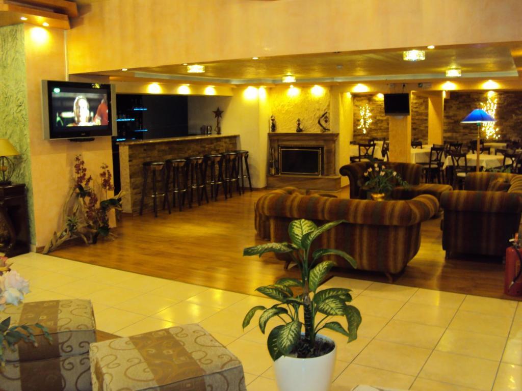 Hotel Knossos City 2*