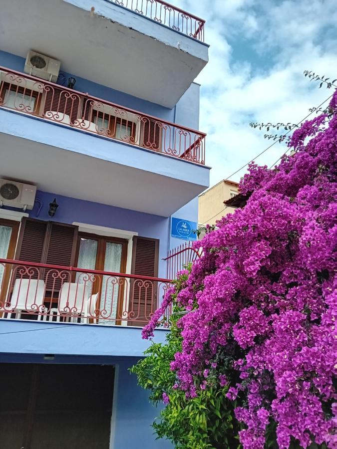 La Mira House *