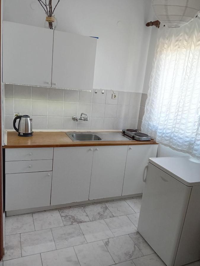 La Mira House Aparthotel