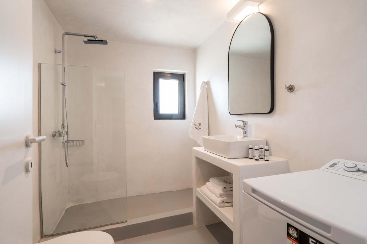 Aura Tinos Aparthotel *