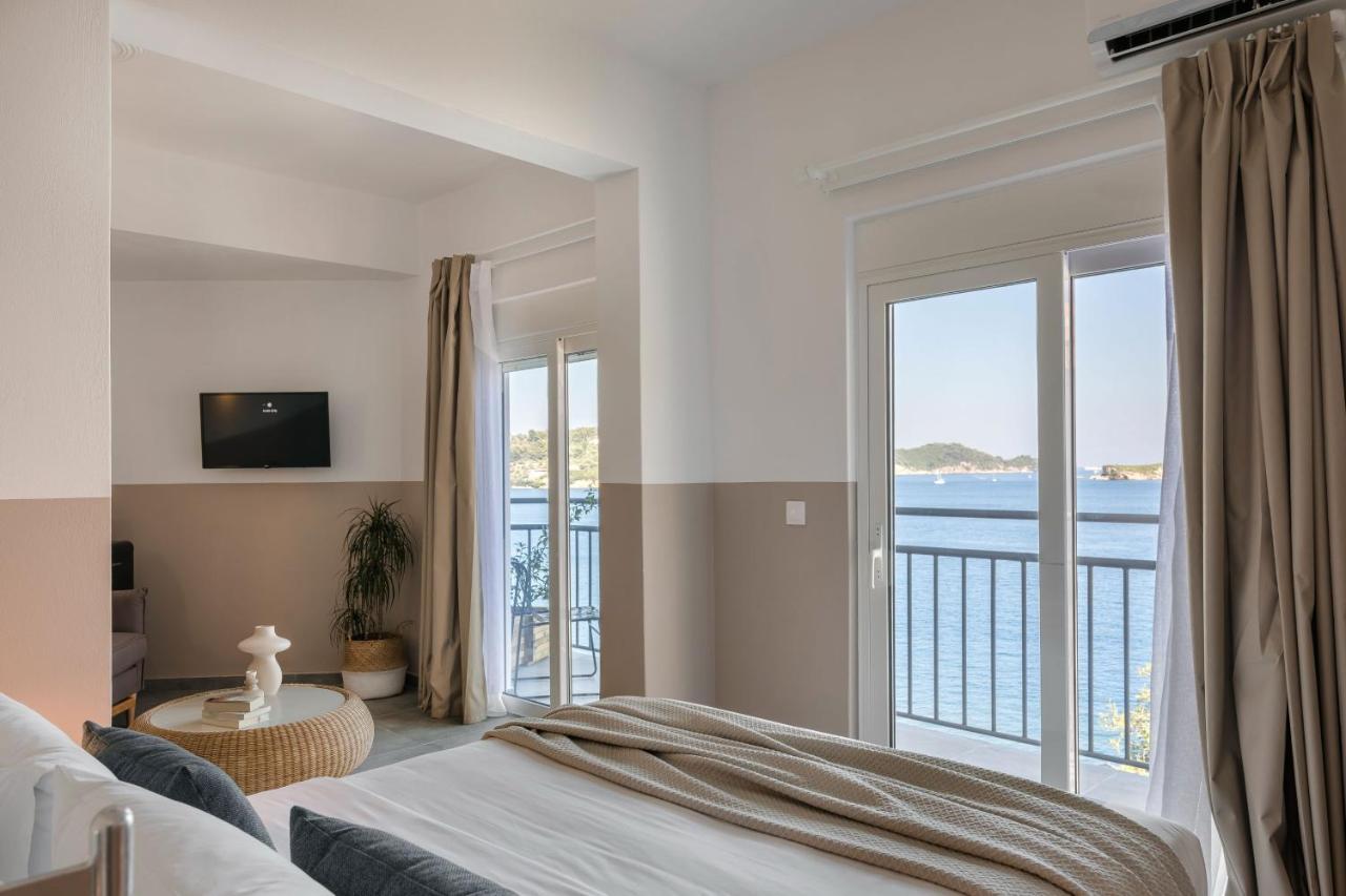 Hotel The Rock Skiathos Town