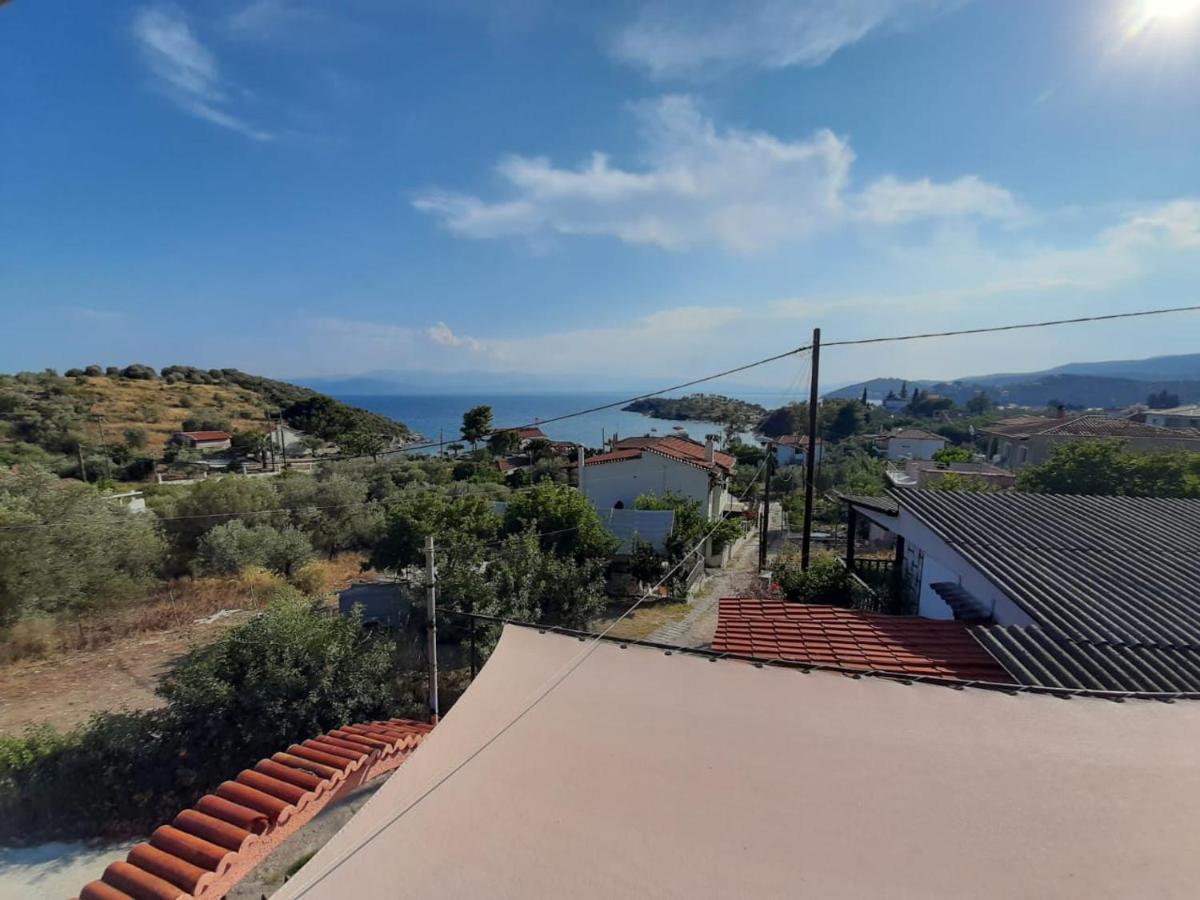 με θεα το γαλαζιο τησ θαλασσασ