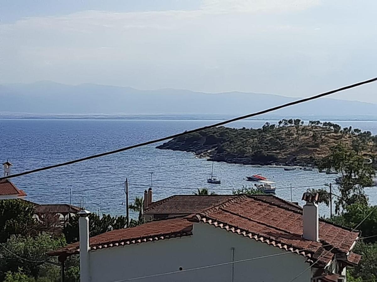με θεα το γαλαζιο τησ θαλασσασ Holiday home