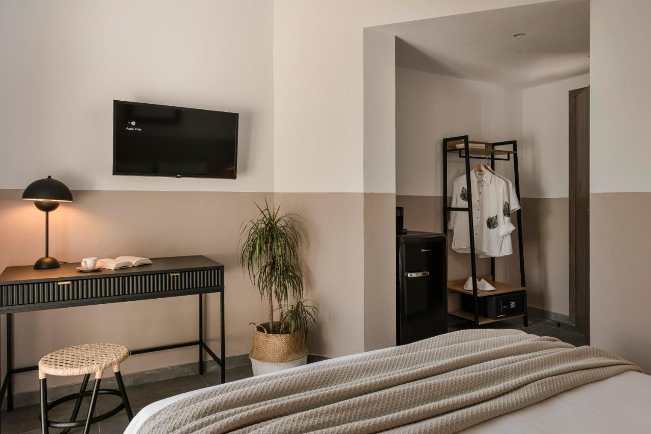 Hotel The Rock *