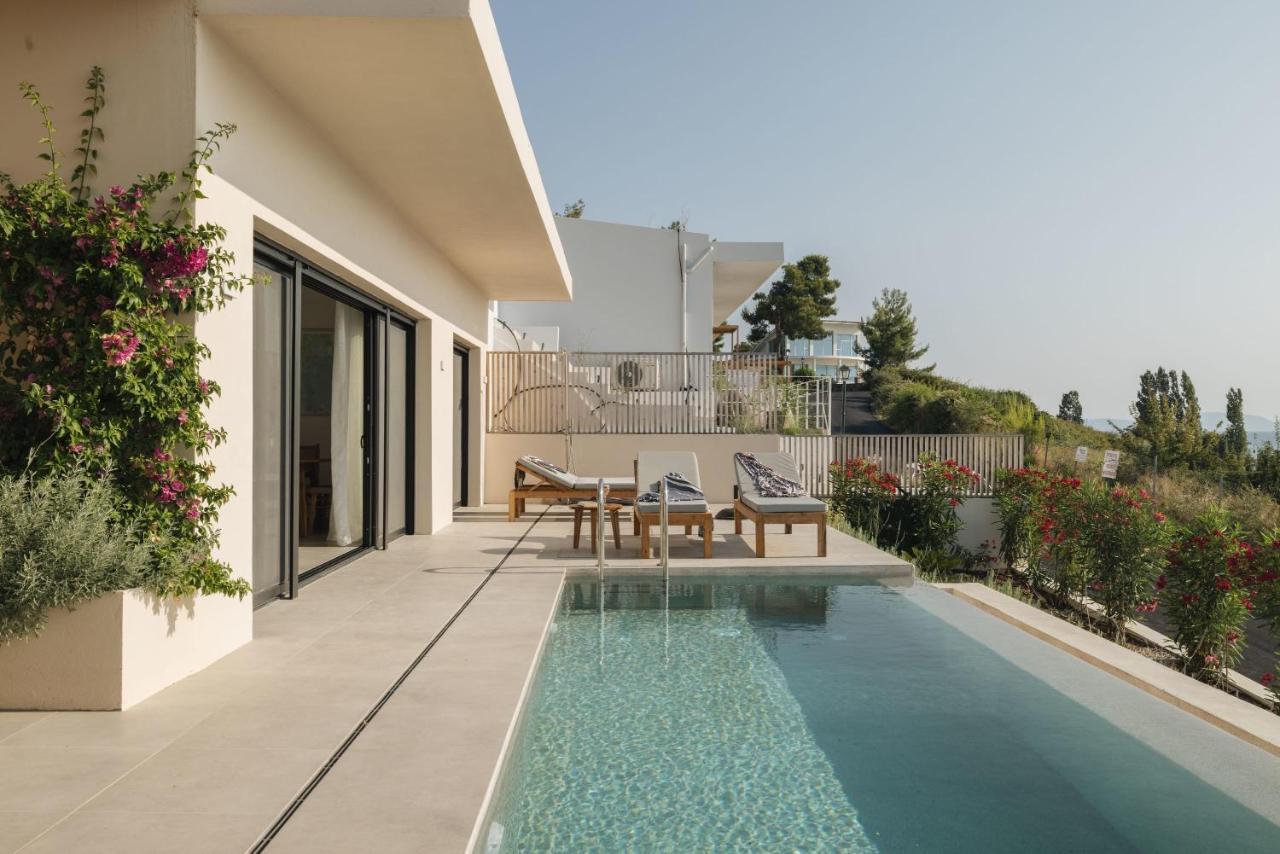Mare Incredible 3 Bed Private Pool Villa *