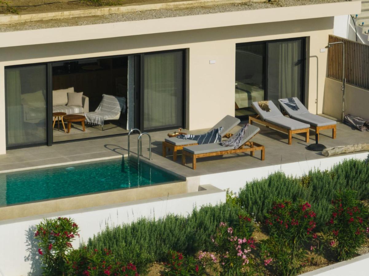 Mare Incredible 3 Bed Private Pool Villa *