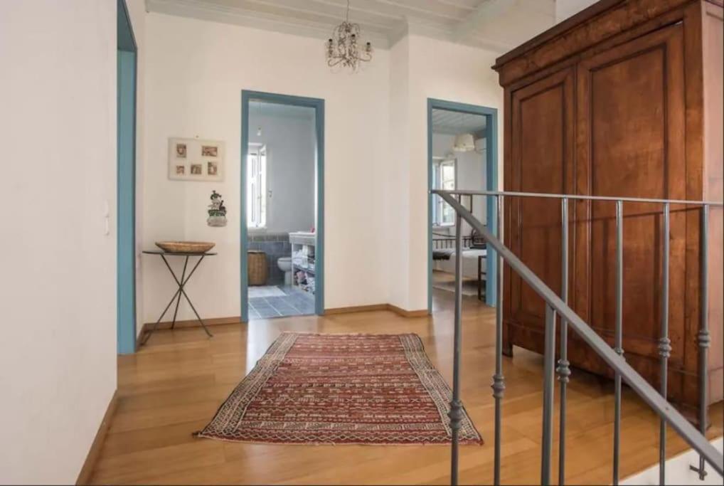 Villa In *