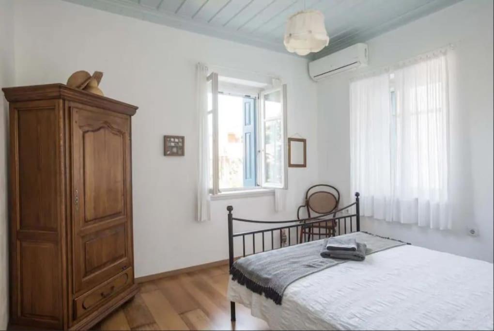 In Villa Pylos