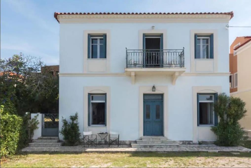 In Pylos