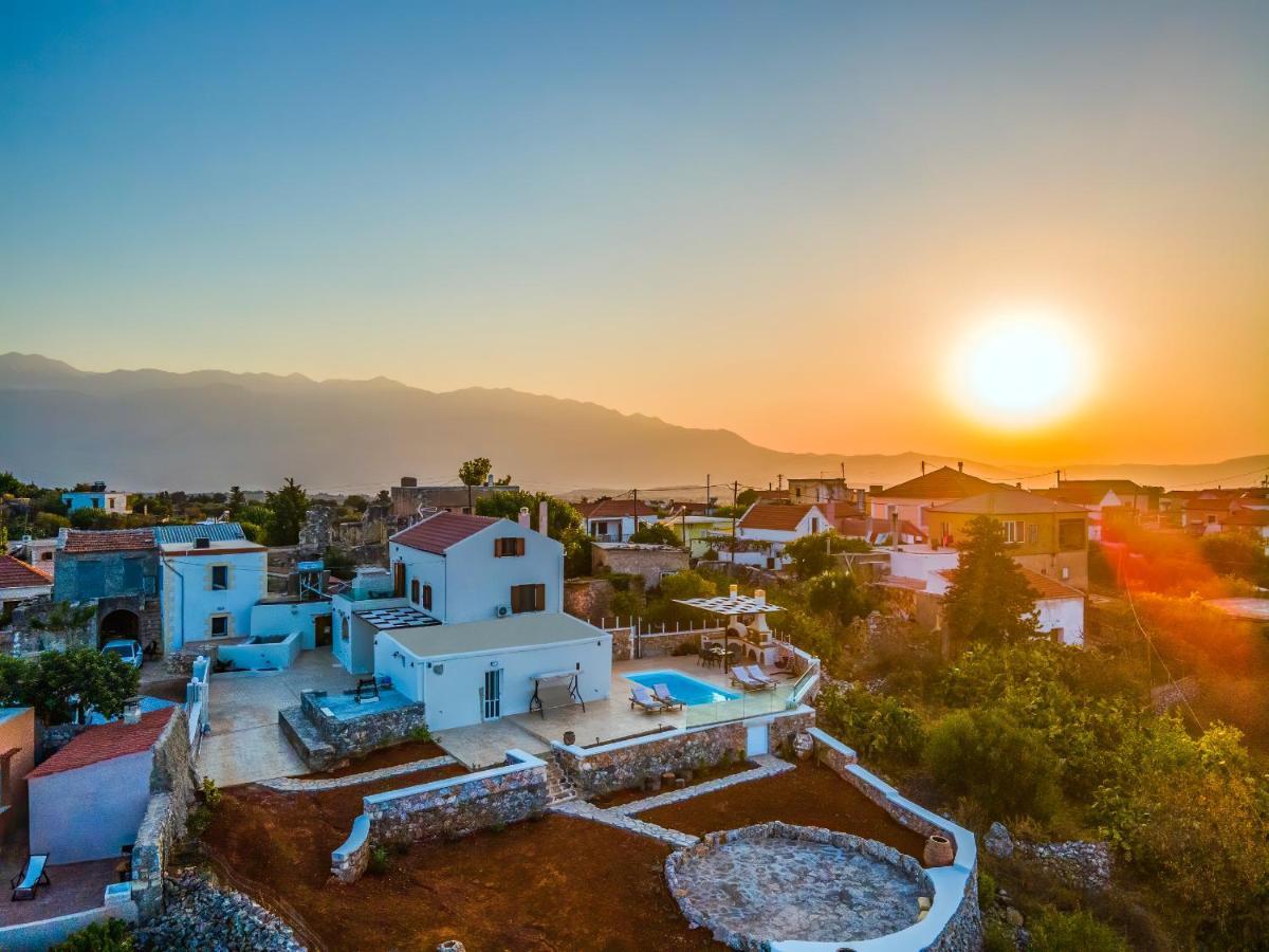 Villa Historic Kassiopi With Panoramic Sea View *