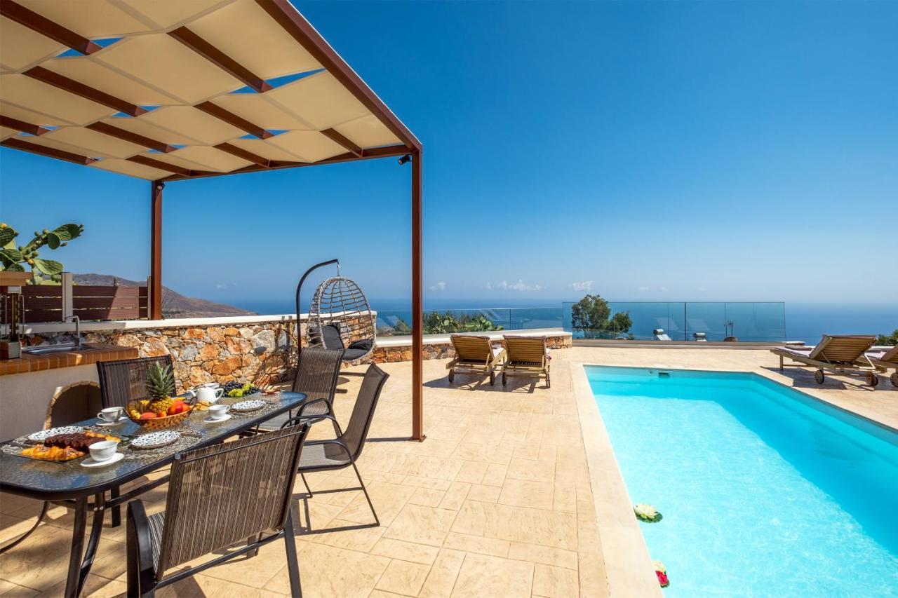 Villa Historic Kassiopi With Panoramic Sea View