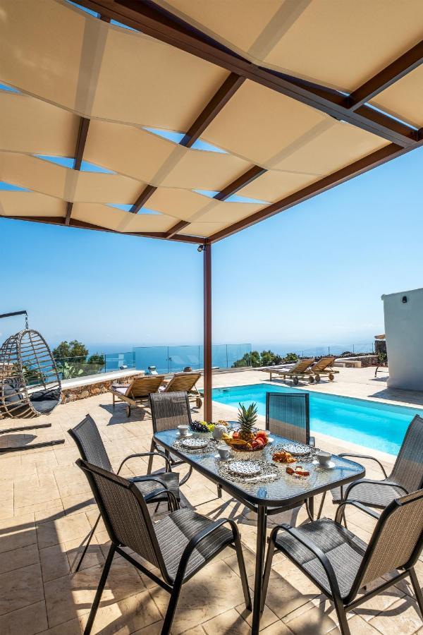 Historic Kassiopi With Panoramic Sea View Villa *