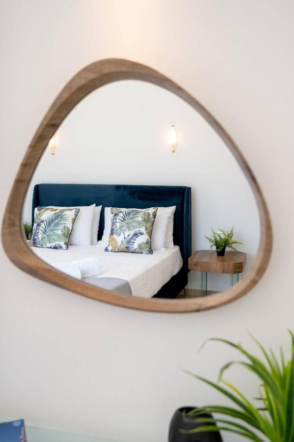 Santo Villa, A Riveting Group Sanctuary!