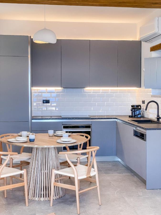 Eleonas Apartment *