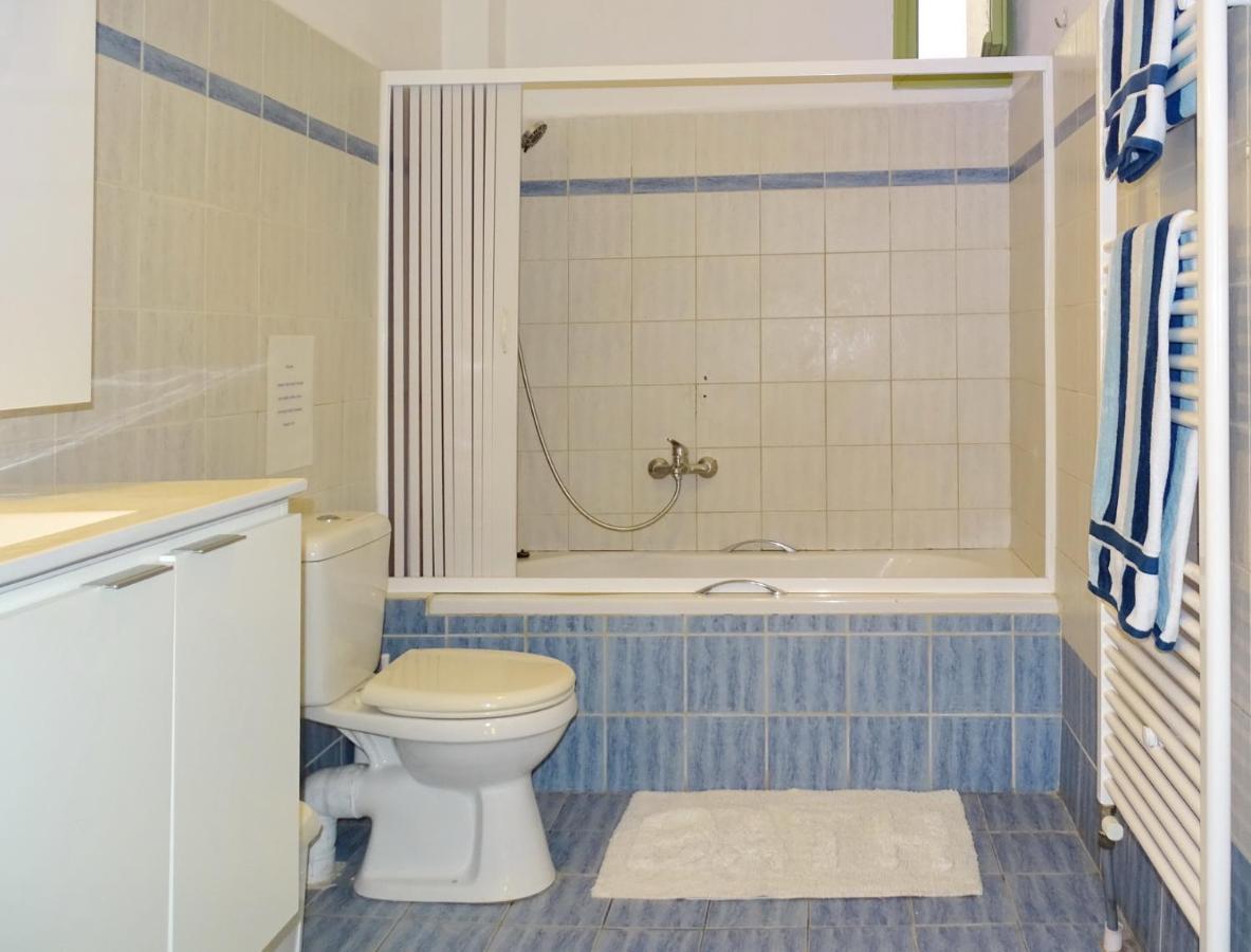 Marchie's Place - Spacious One Bedroom For Rent On Island Apartment Skopelos Town