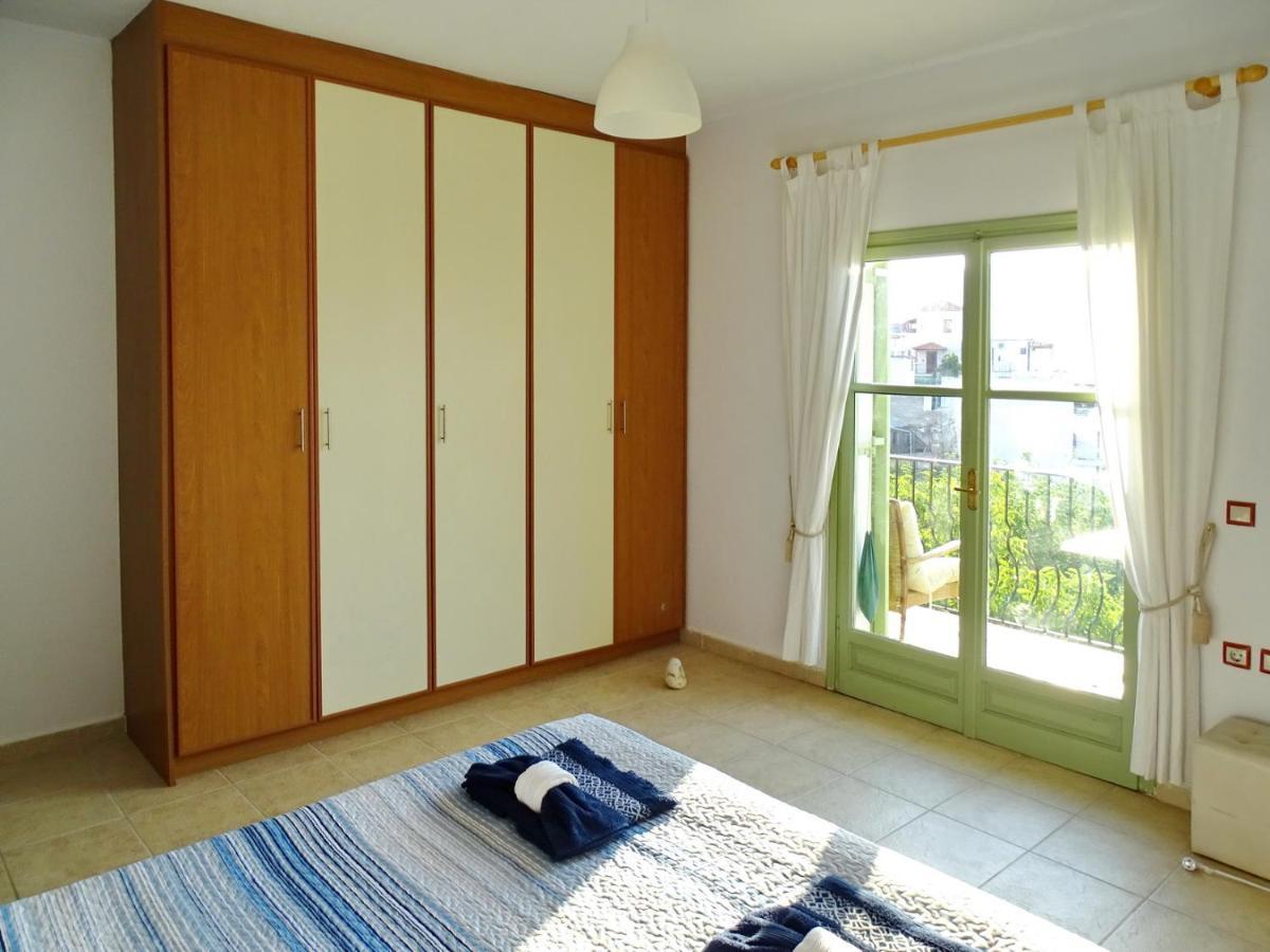 Marchie's Place - Spacious One Bedroom For Rent On Island *